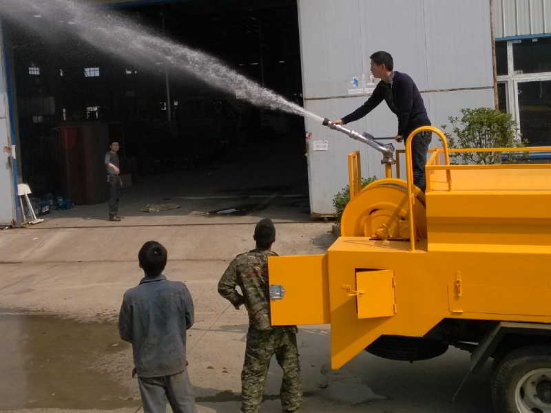 郑州专业疏通马桶、疏通下水道、地漏疏通不通不收费!