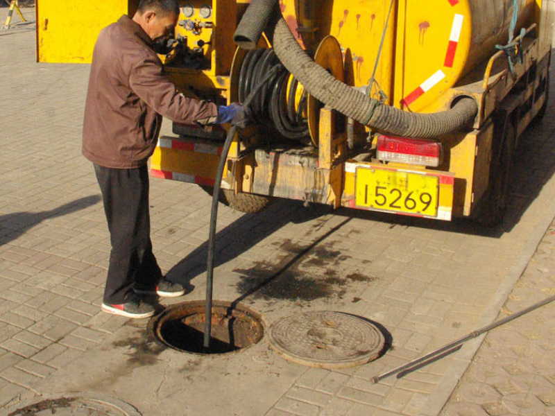 郑州专业清理化粪池郑州化粪池清理隔油池清理抽粪清淤