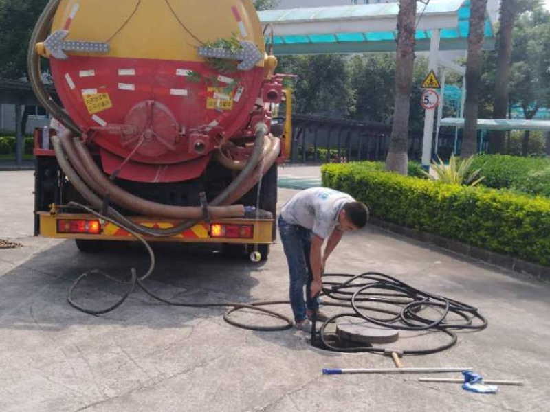 郑州专业疏通管道专业清理化粪池疏通马桶多少钱电话