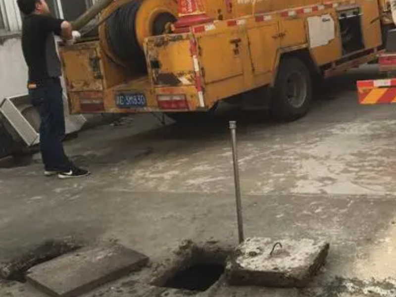 郑州钻孔。疏通下水道。清理化粪池。开门砸墙