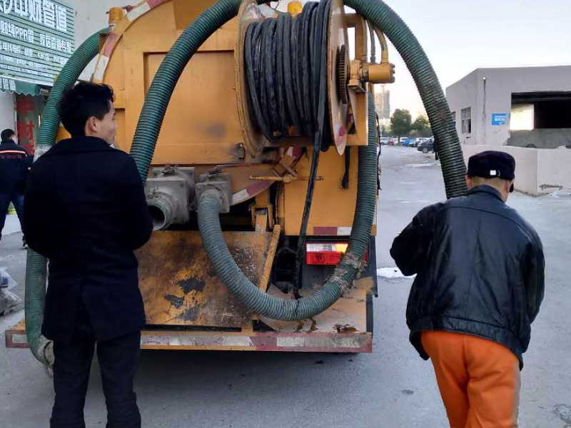 郑州马桶疏通电话马桶水阀维修马桶改造管道疏通公司