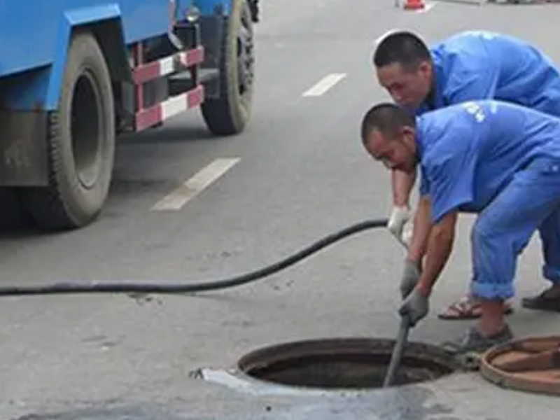 郑州疏通下水管道,疏通马桶,清理化粪池,高压清洗管