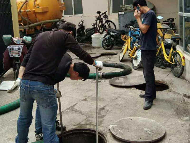 郑州金水区疏通管道清理化粪池 清理窨井抽粪疏通清洗